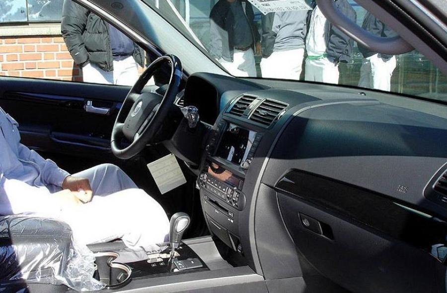  Kia Borrego 2009 года  (фото 97 из 345)